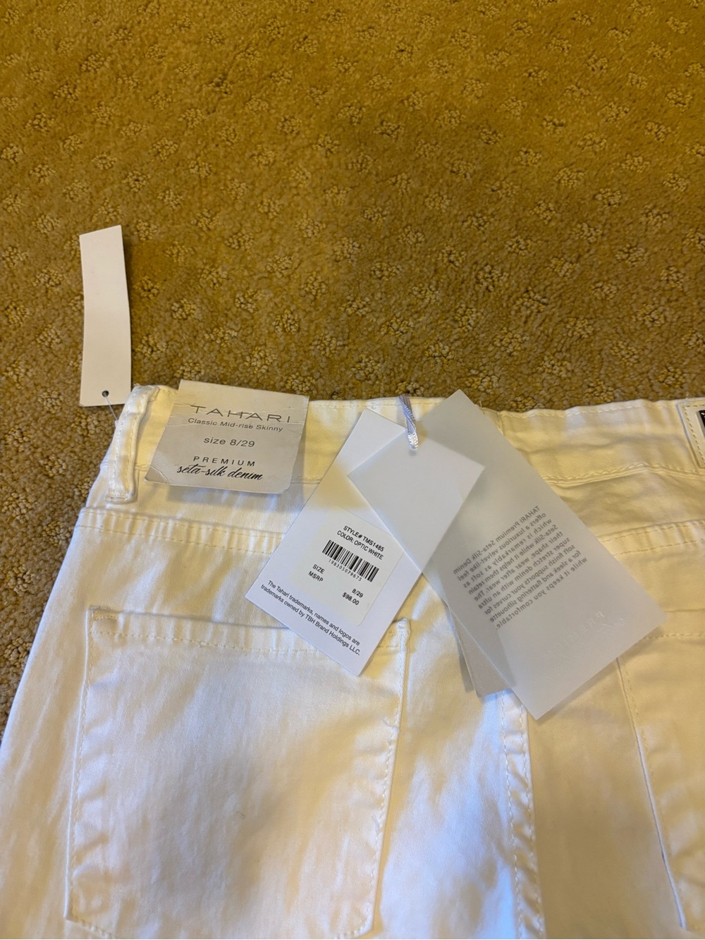 NWT Tahari Kelly Jeans 8/29 Optic White Mid Rise Skinny Stretch Denim Pants 98$